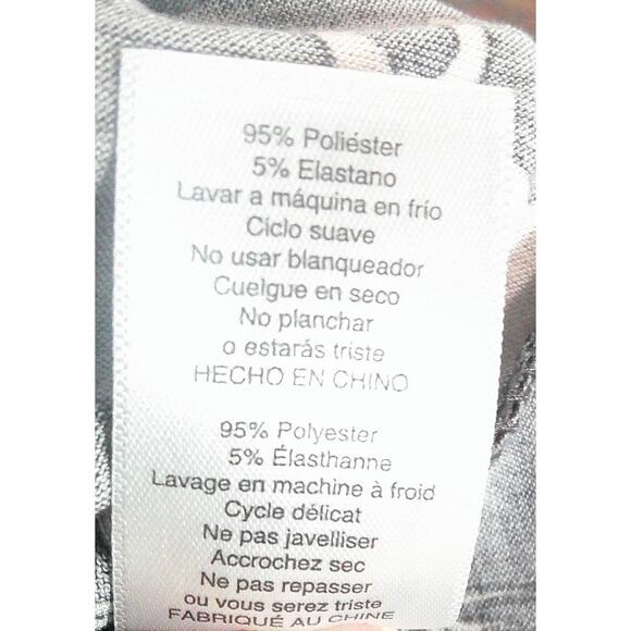 LuLaRoe V-neck Women's Charcoal Gray 2xl Camping Hunting - Picture 5 of 5